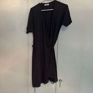 Aritzia dress only worn once